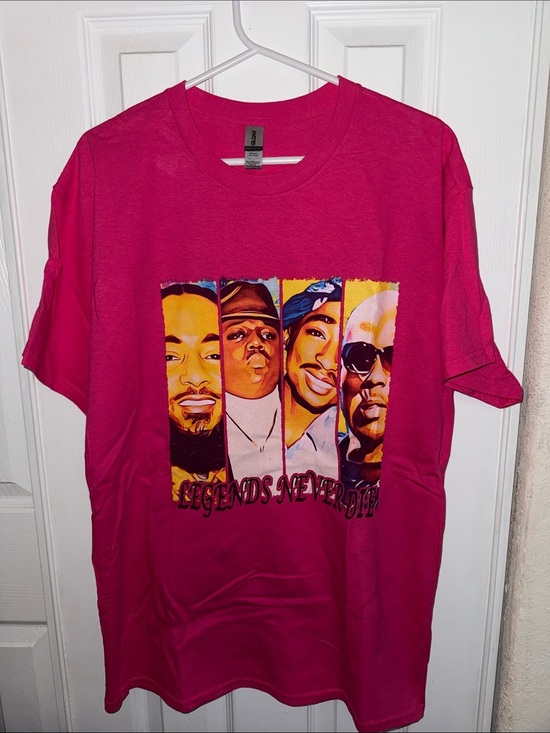 Gildan Other - Men's Pink Graphic Tee - Legends Never Die